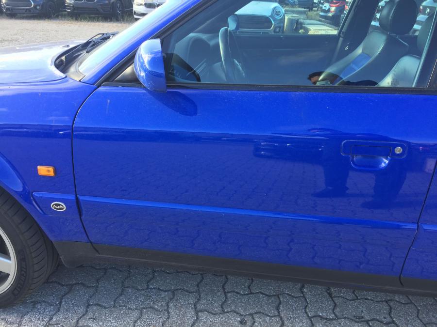Детали экстерьера Audi S6 Plus (4A, C4) 1996 года  (фото 46 из 58)